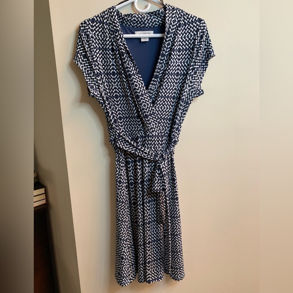 Liz Claiborne Stretchy Short Sleeve Work Wear Dress Geometric Weave Print Design